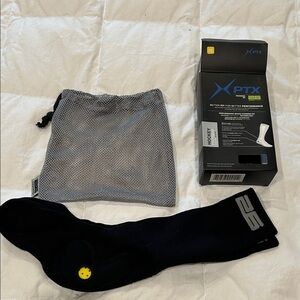STABLE 26 ABOVE CALF HOCKEY SOCKS - ADULT 3 size options